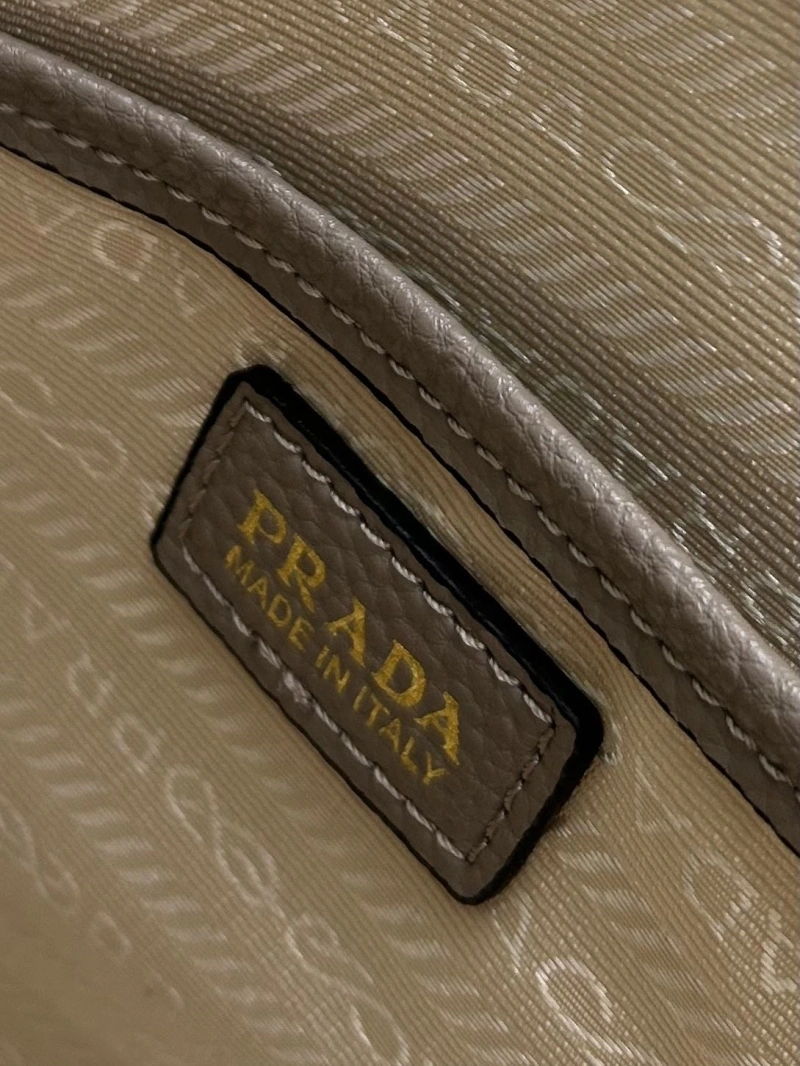 Prada Top Handle Bags 4224-0722