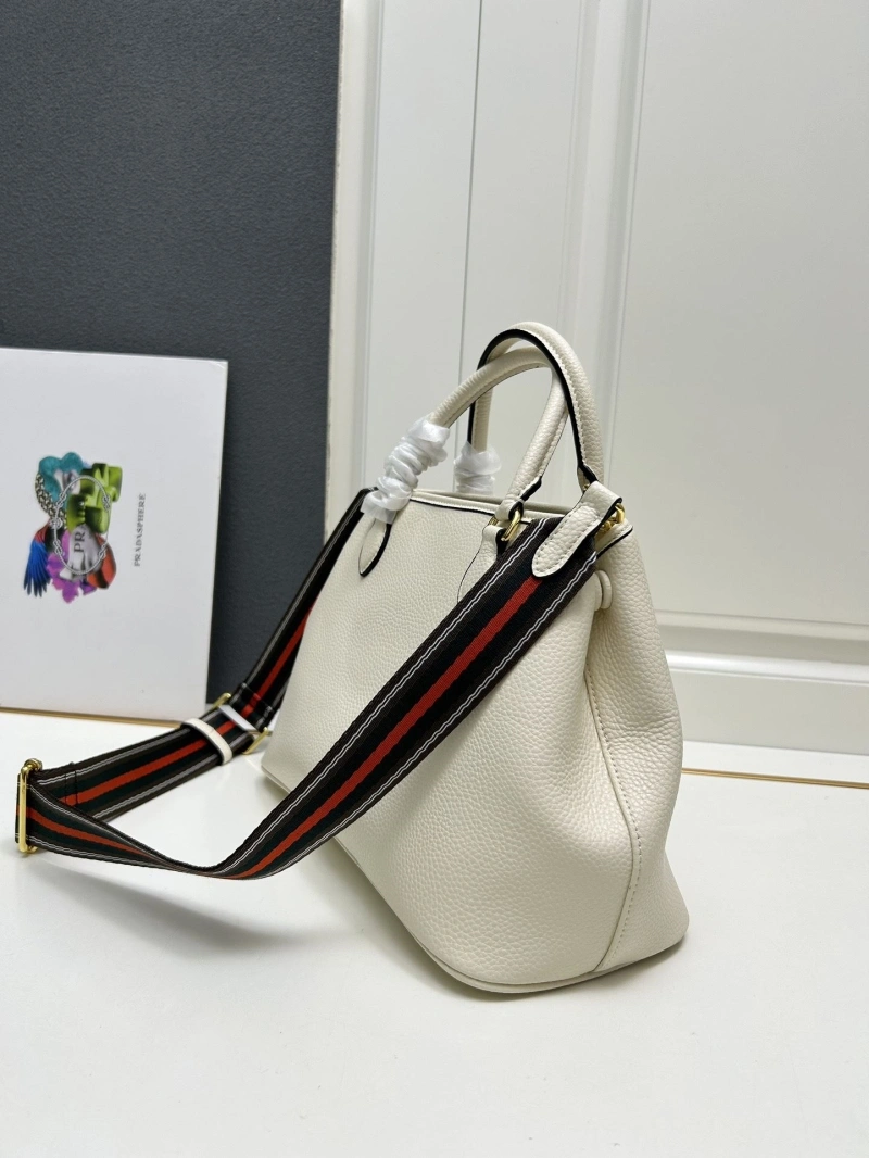 Prada Top Handle Bags 4224-0723