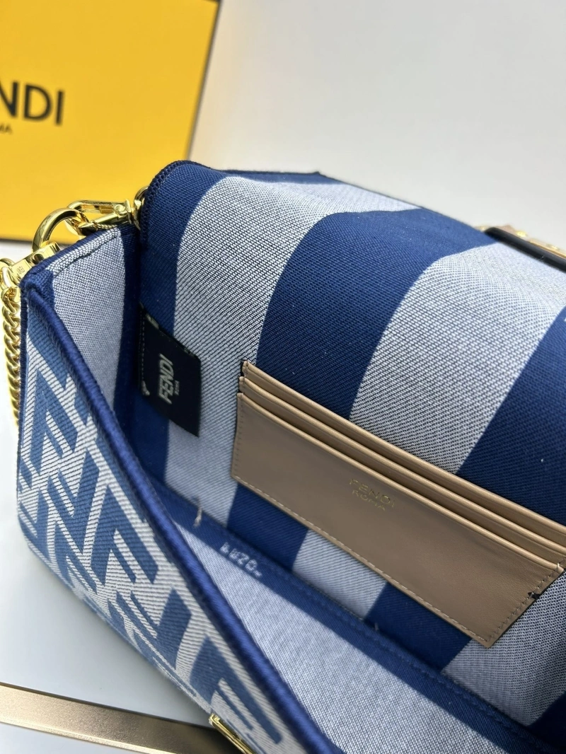Fendi Baguette Bags 4224-0767