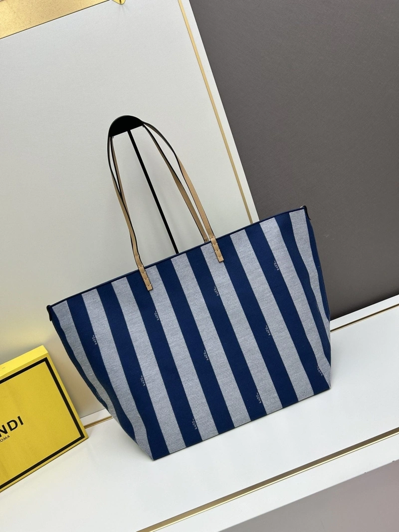 Fendi Shopping Bags 4224-0768