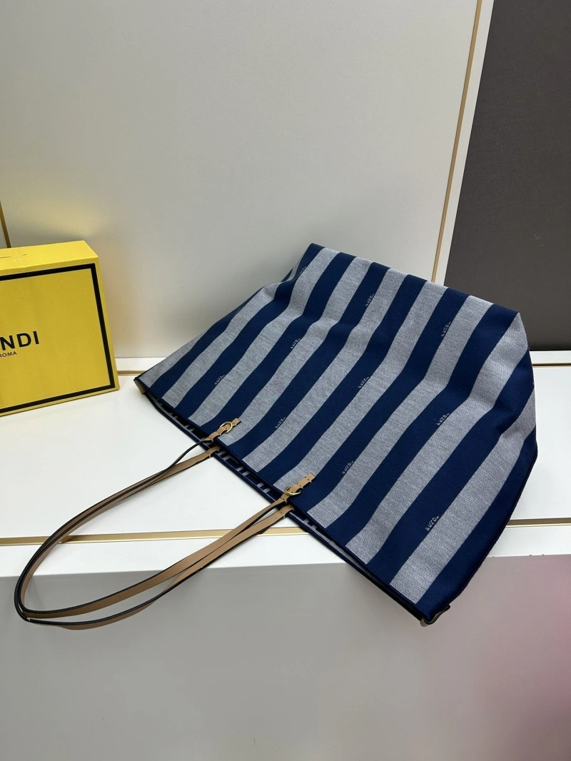 Fendi Shopping Bags 4224-0768