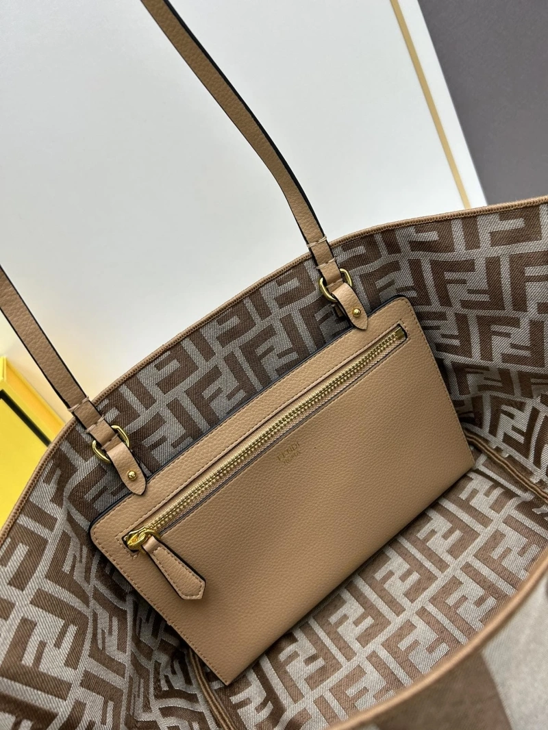 Fendi Shopping Bags 4224-0772