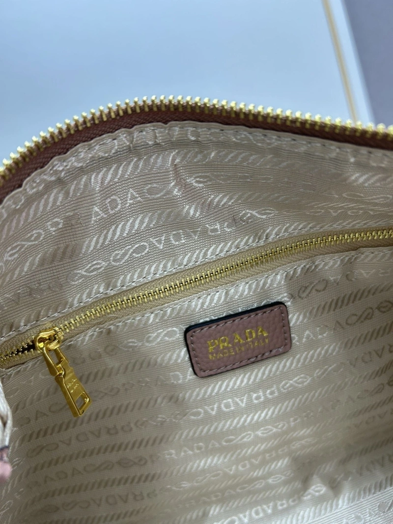 Prada Top Handle Bags 4224-0813