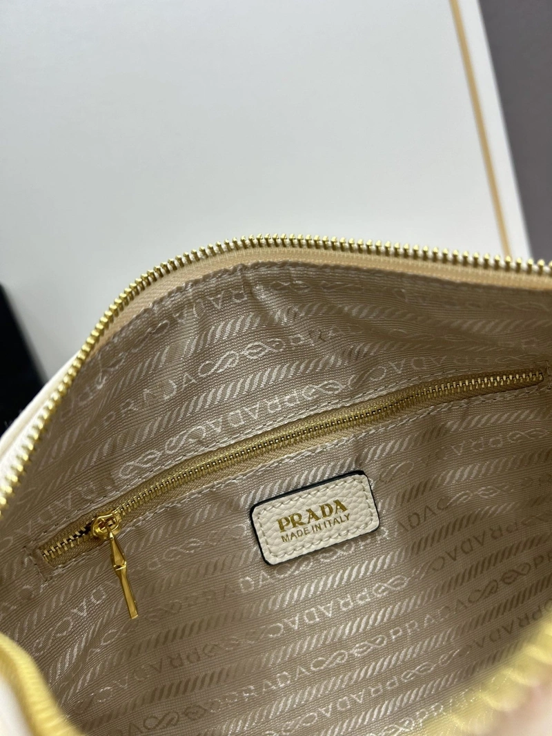 Prada Top Handle Bags 4224-0814