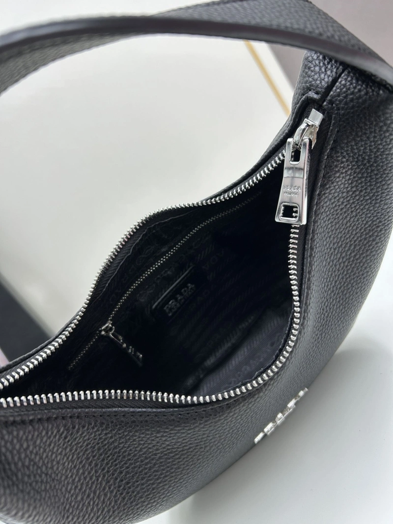 Prada Top Handle Bags 4224-0815