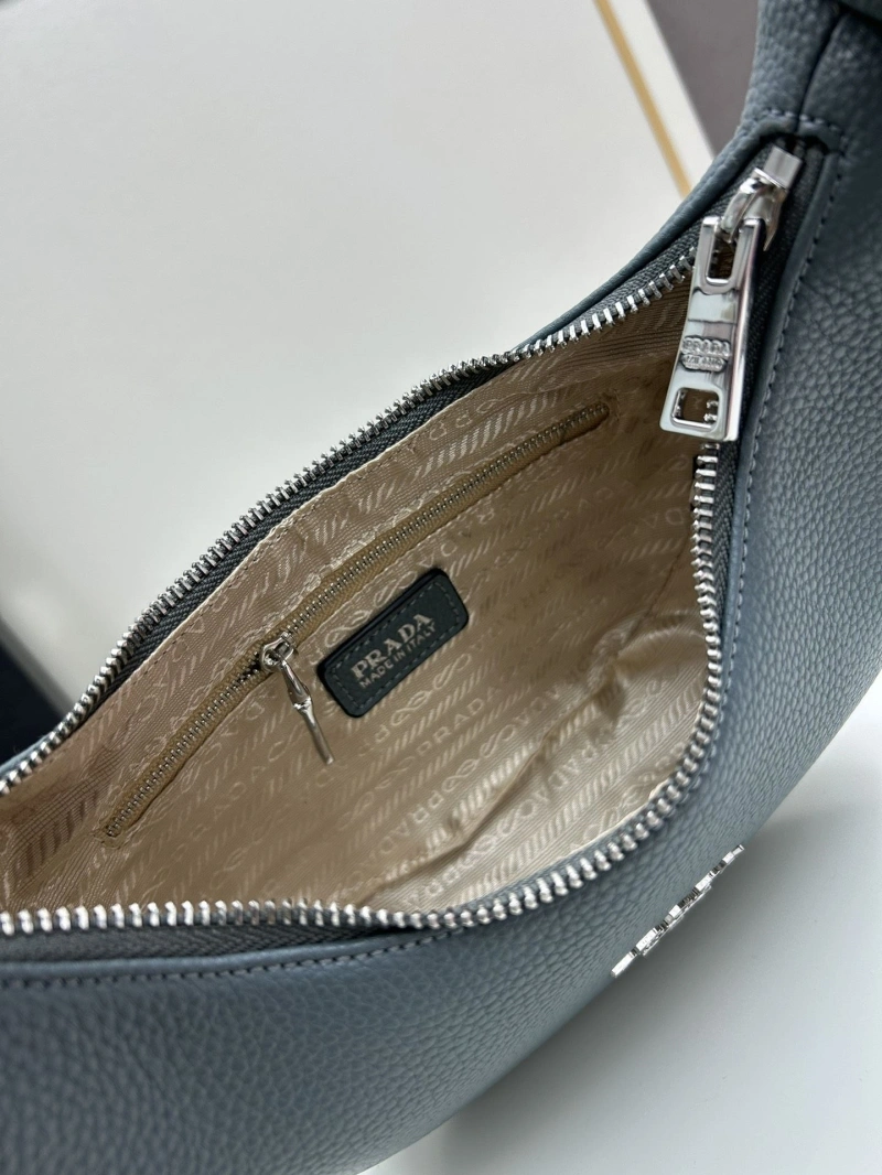 Prada Top Handle Bags 4224-0816