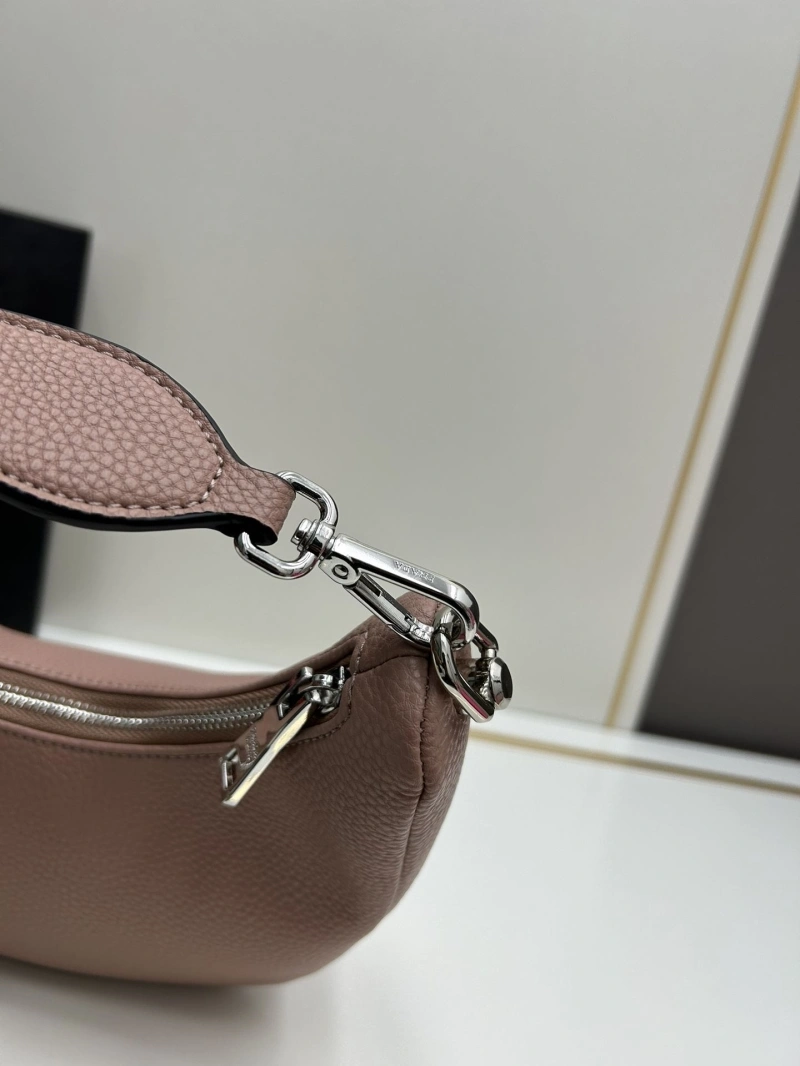 Prada Top Handle Bags 4224-0817