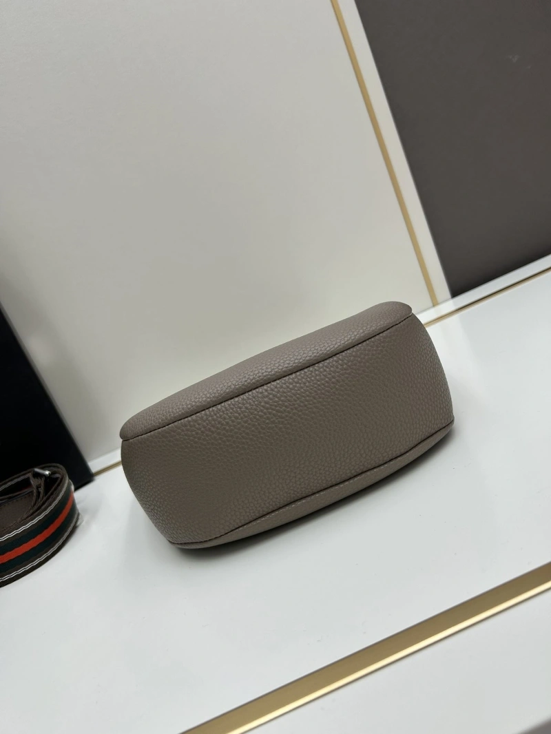 Prada Top Handle Bags 4224-0818