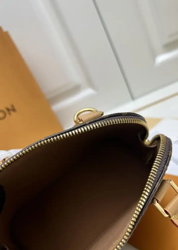 LV Top Handle Bags 4224-0878