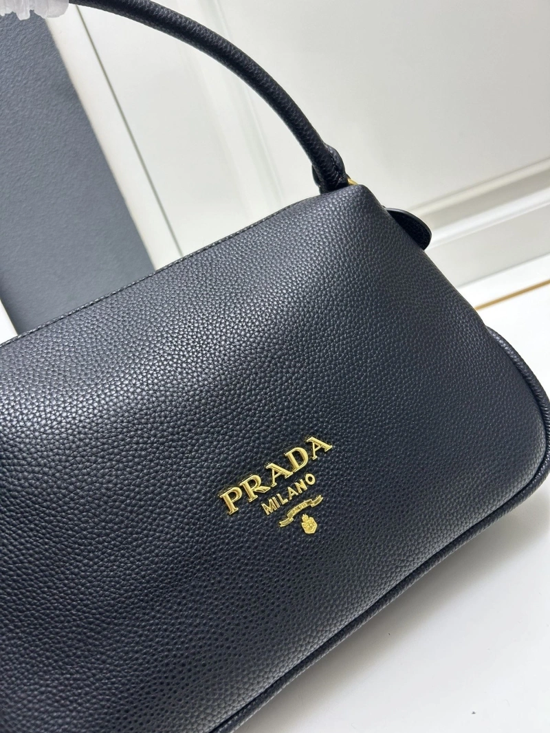 Prada Top Handle Bags 4224-0913