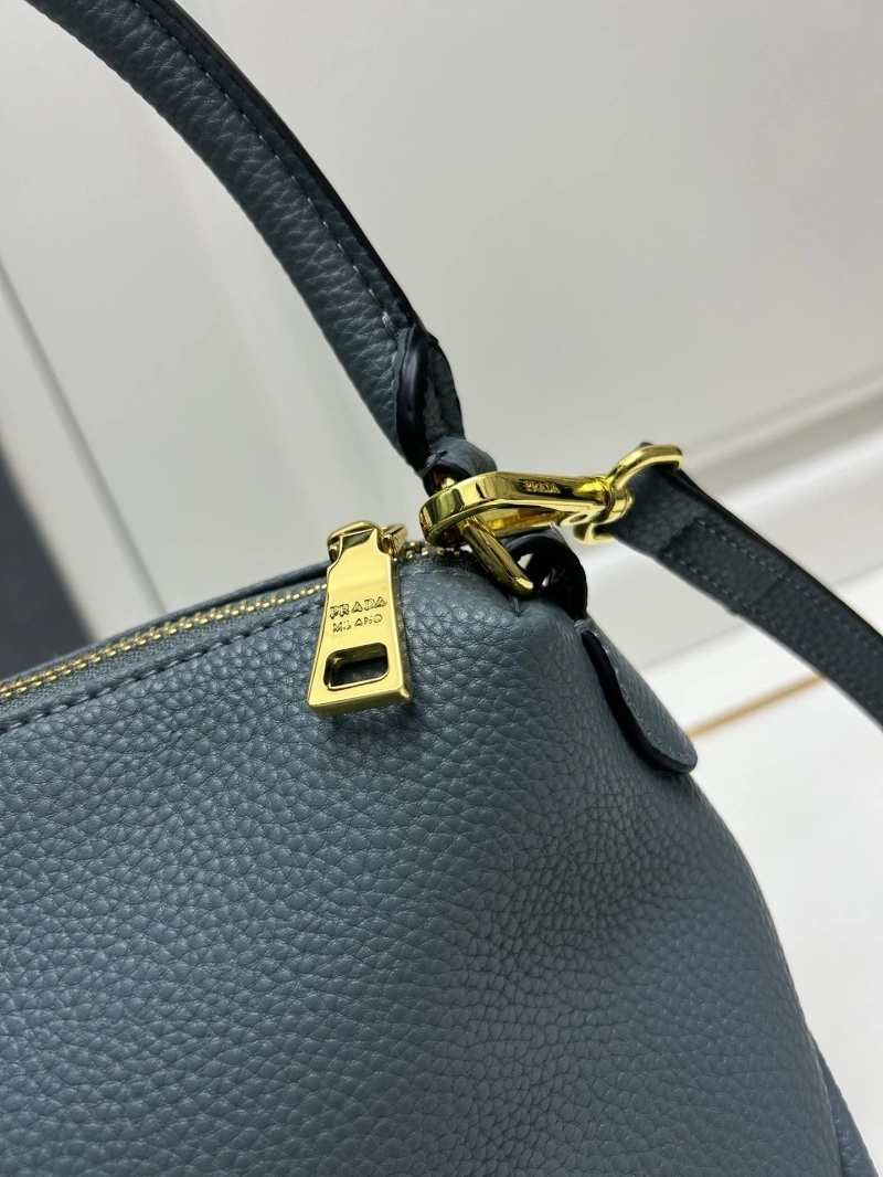 Prada Top Handle Bags 4224-0914