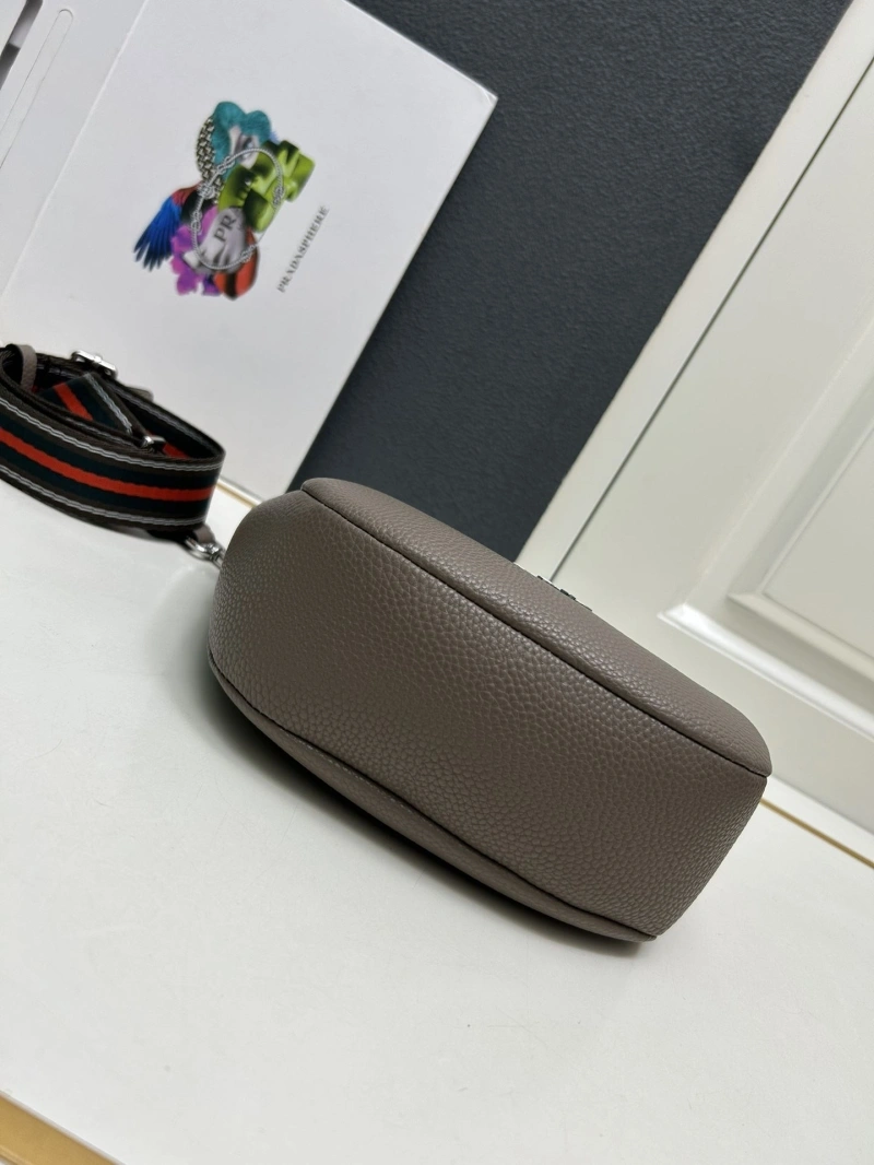 Prada Top Handle Bags 4224-0919