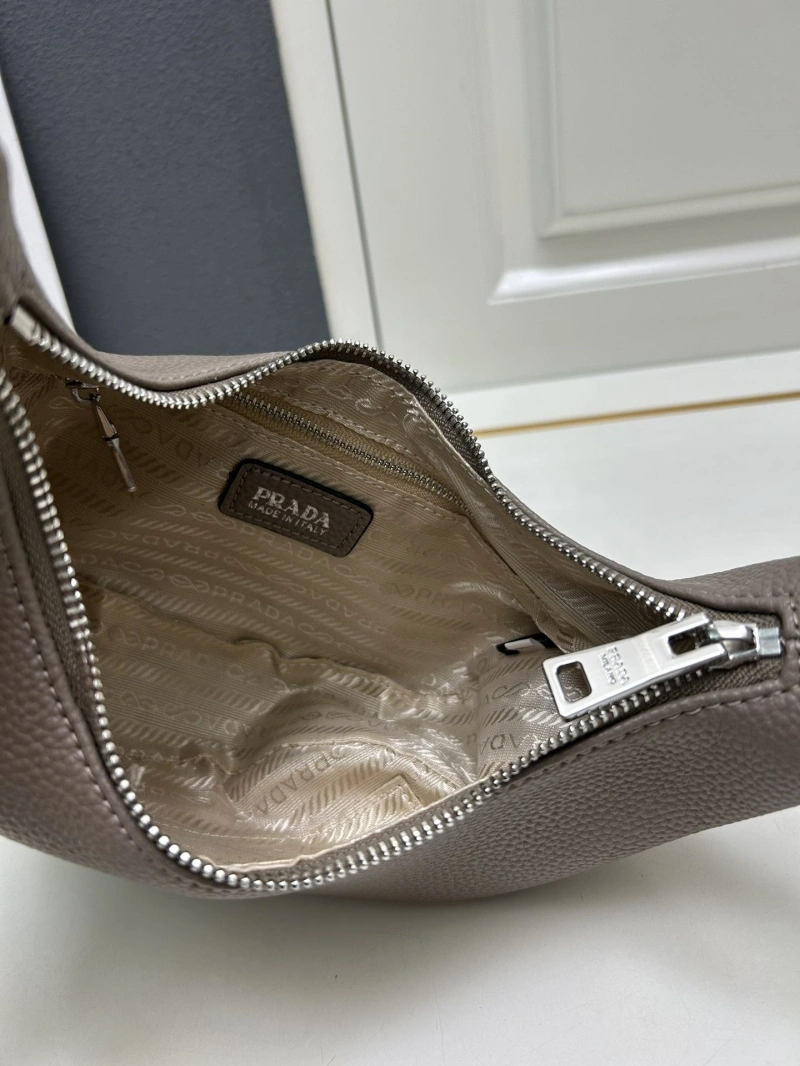 Prada Top Handle Bags 4224-0919