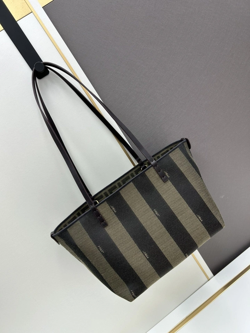 Fendi Shopping Bags 4224-0951