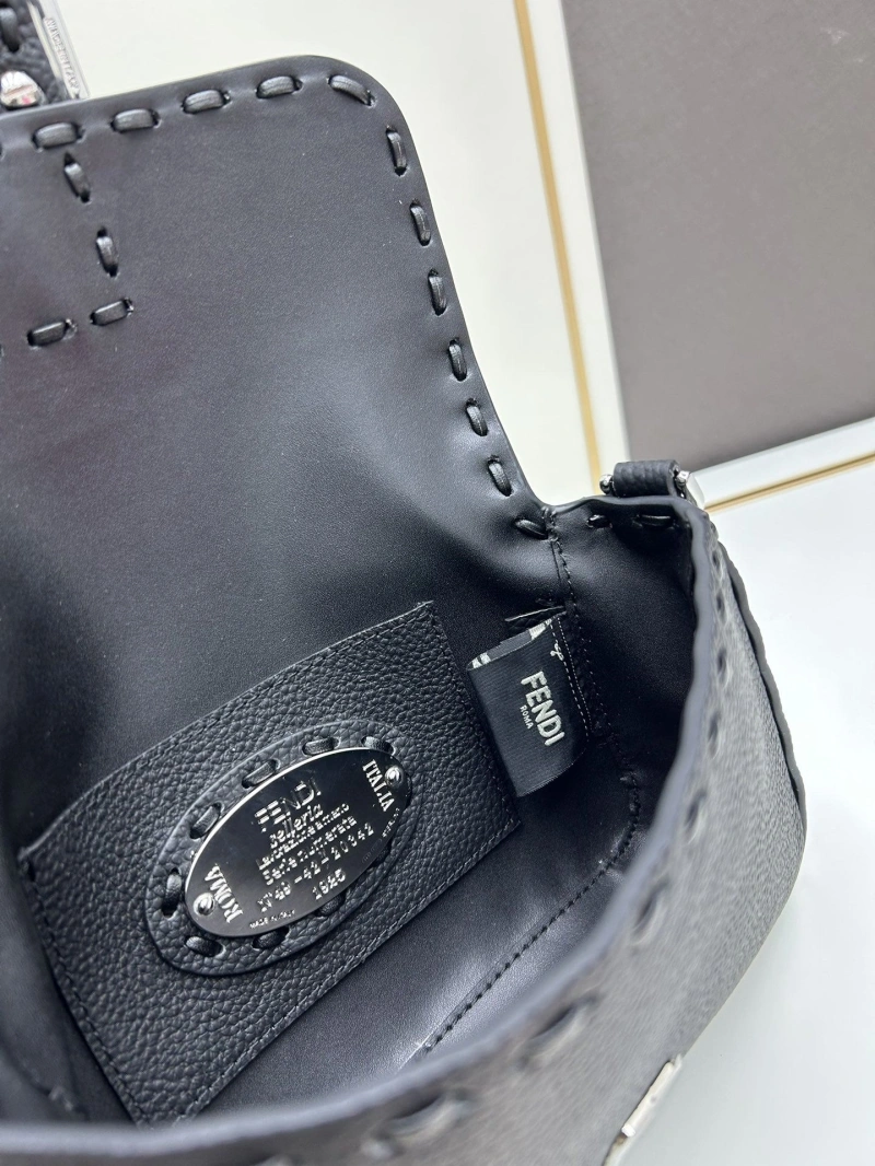 Fendi Baguette Bags 4224-0983