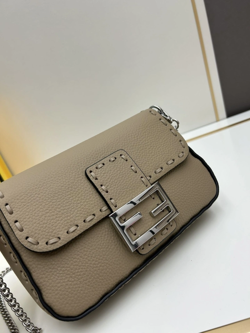 Fendi Baguette Bags 4224-0986