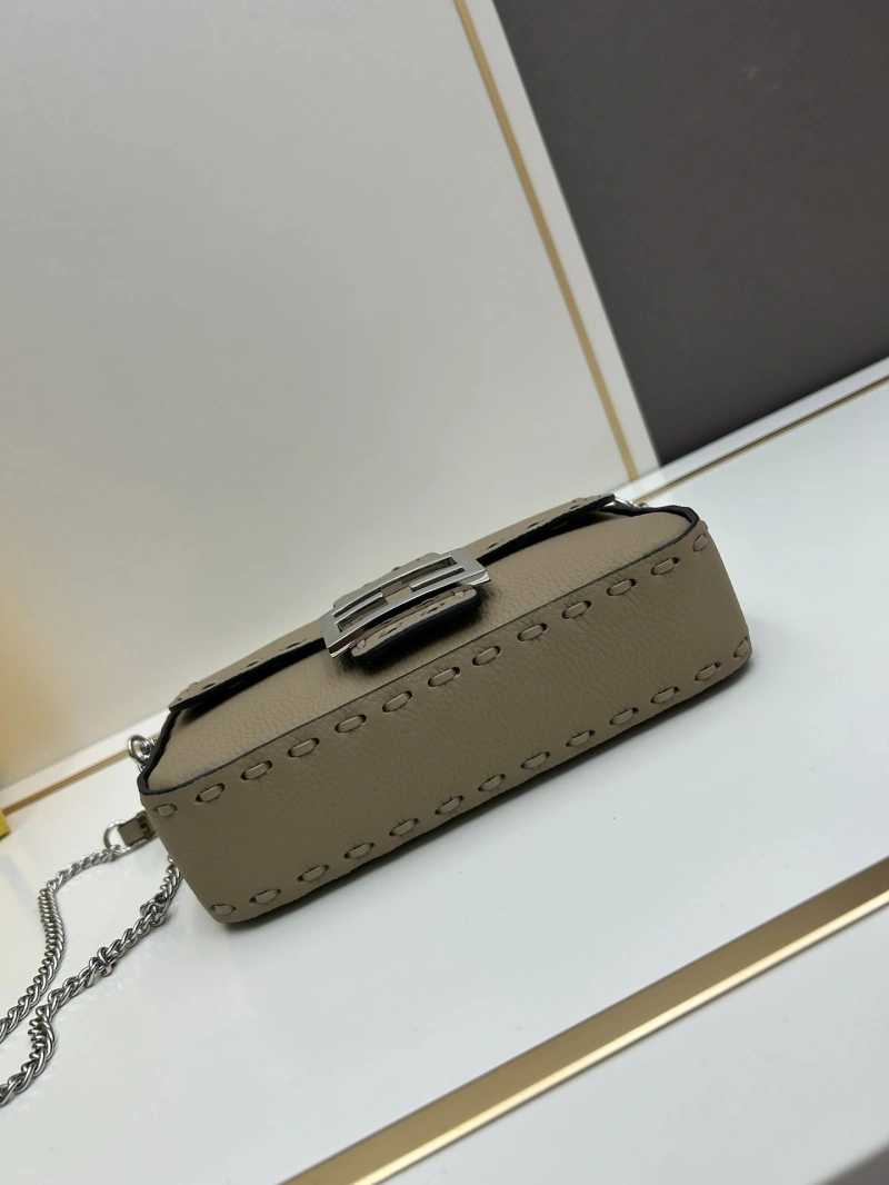 Fendi Baguette Bags 4224-0986