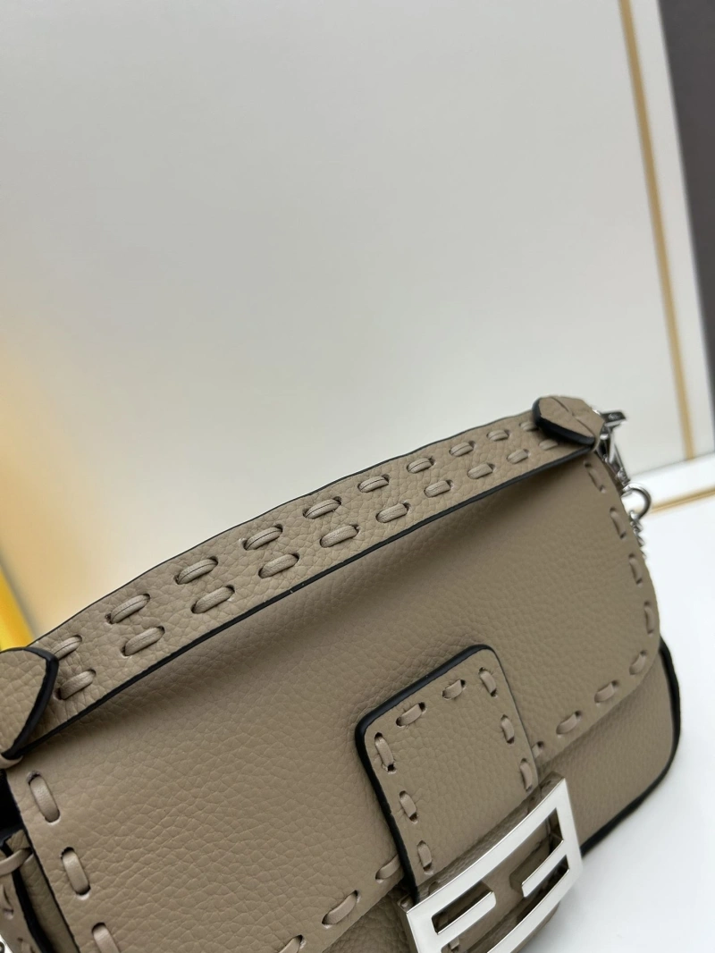 Fendi Baguette Bags 4224-0986