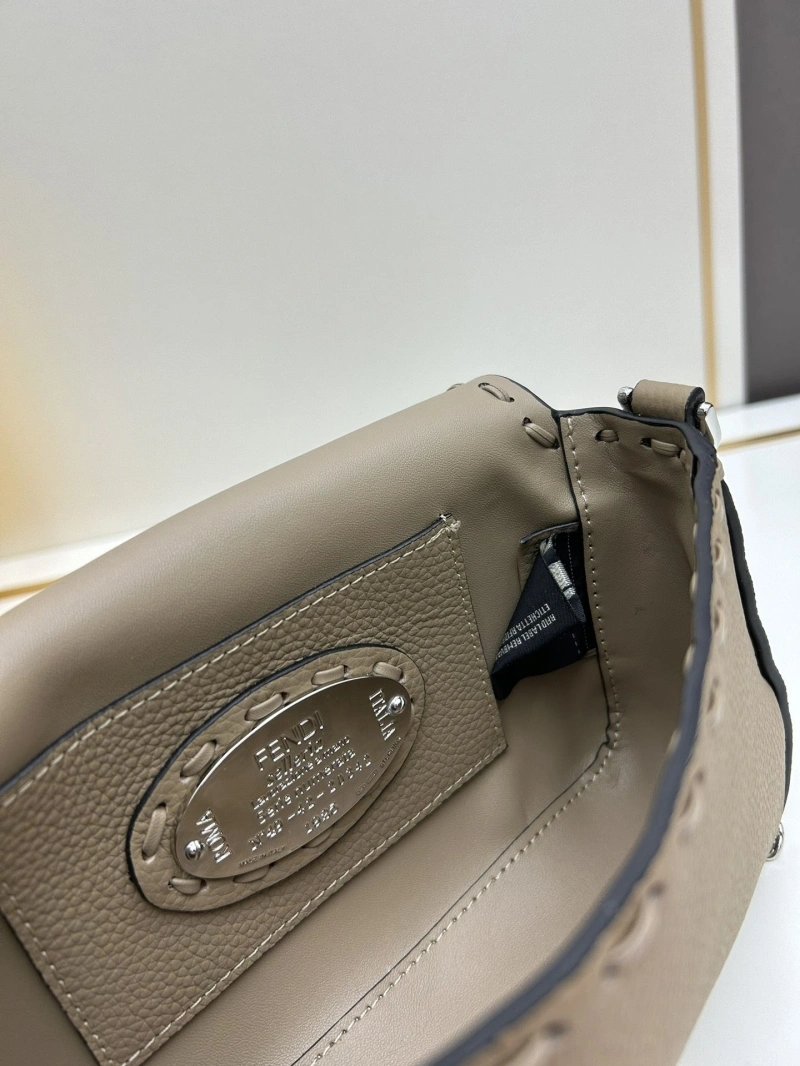 Fendi Baguette Bags 4224-0986