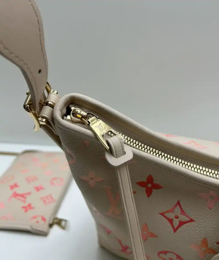 LV Top Handle Bags 4224-1000