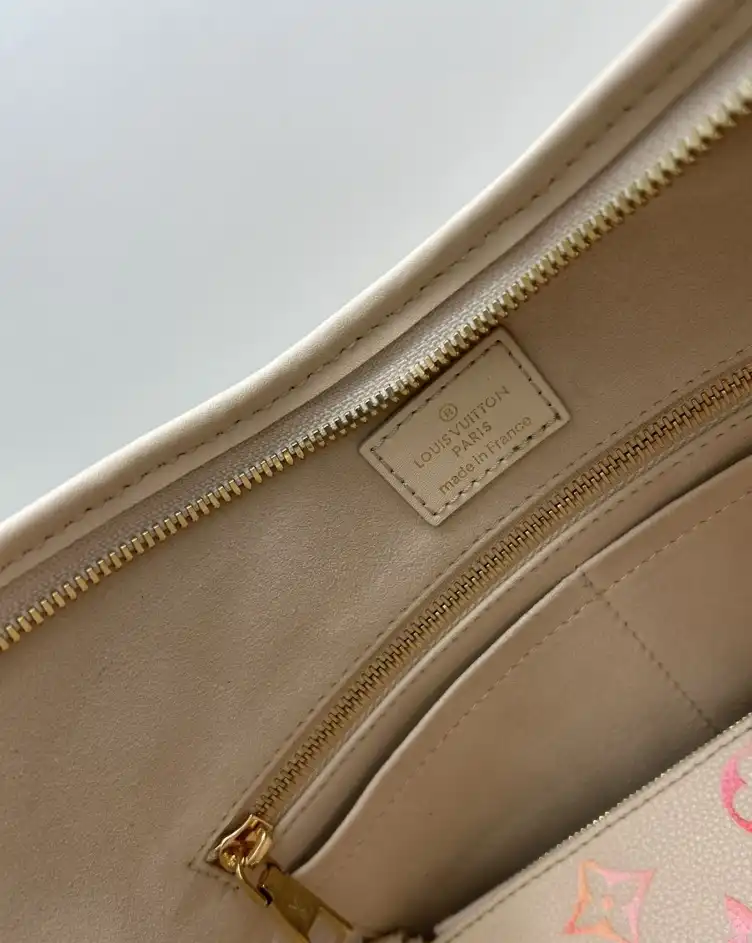 LV Top Handle Bags 4224-1000