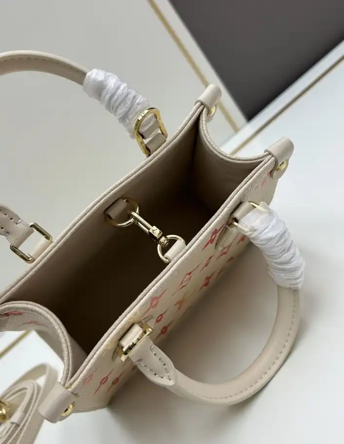 LV Shopping Bags 4224-1007