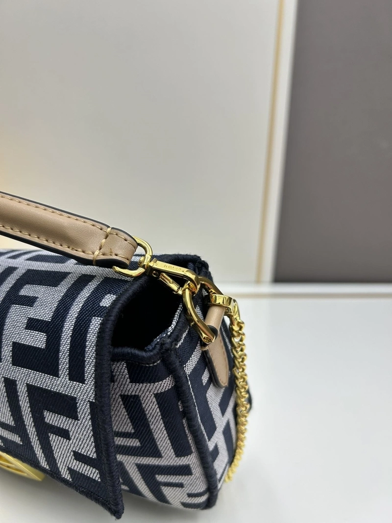 Fendi Baguette Bags 4224-1083