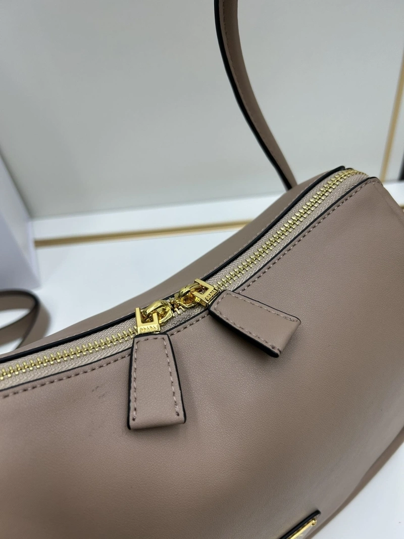 Prada Top Handle Bags 4224-1133