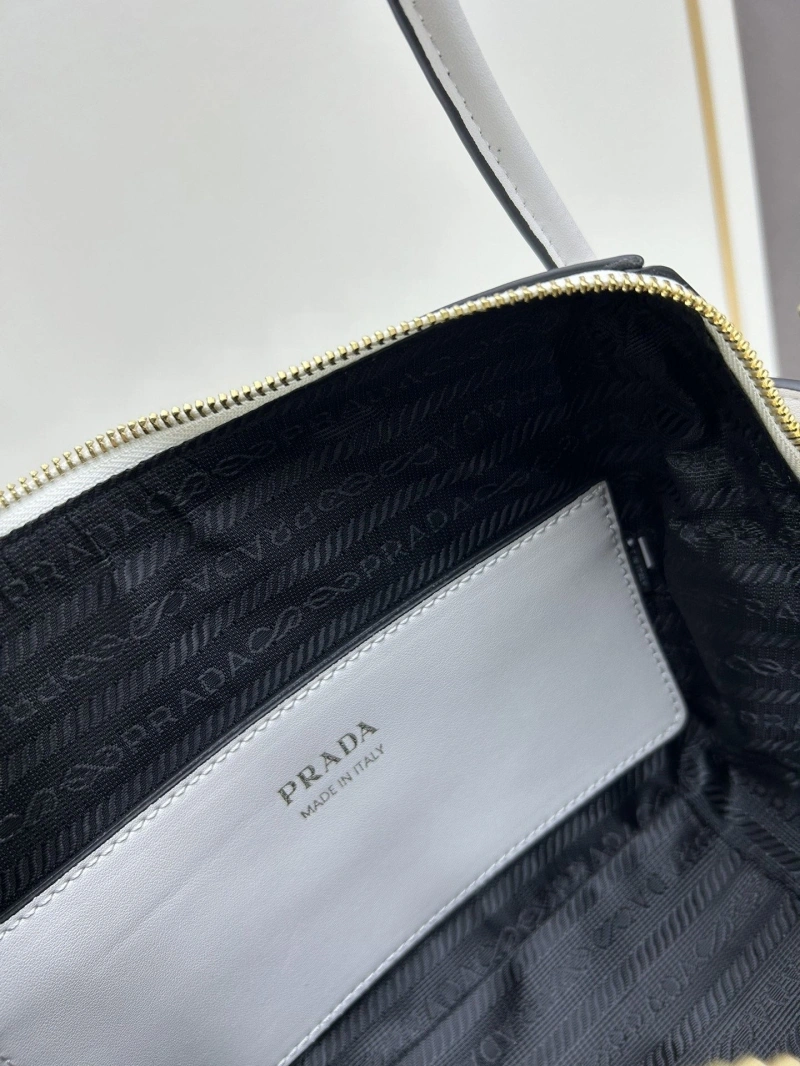 Prada Top Handle Bags 4224-1135