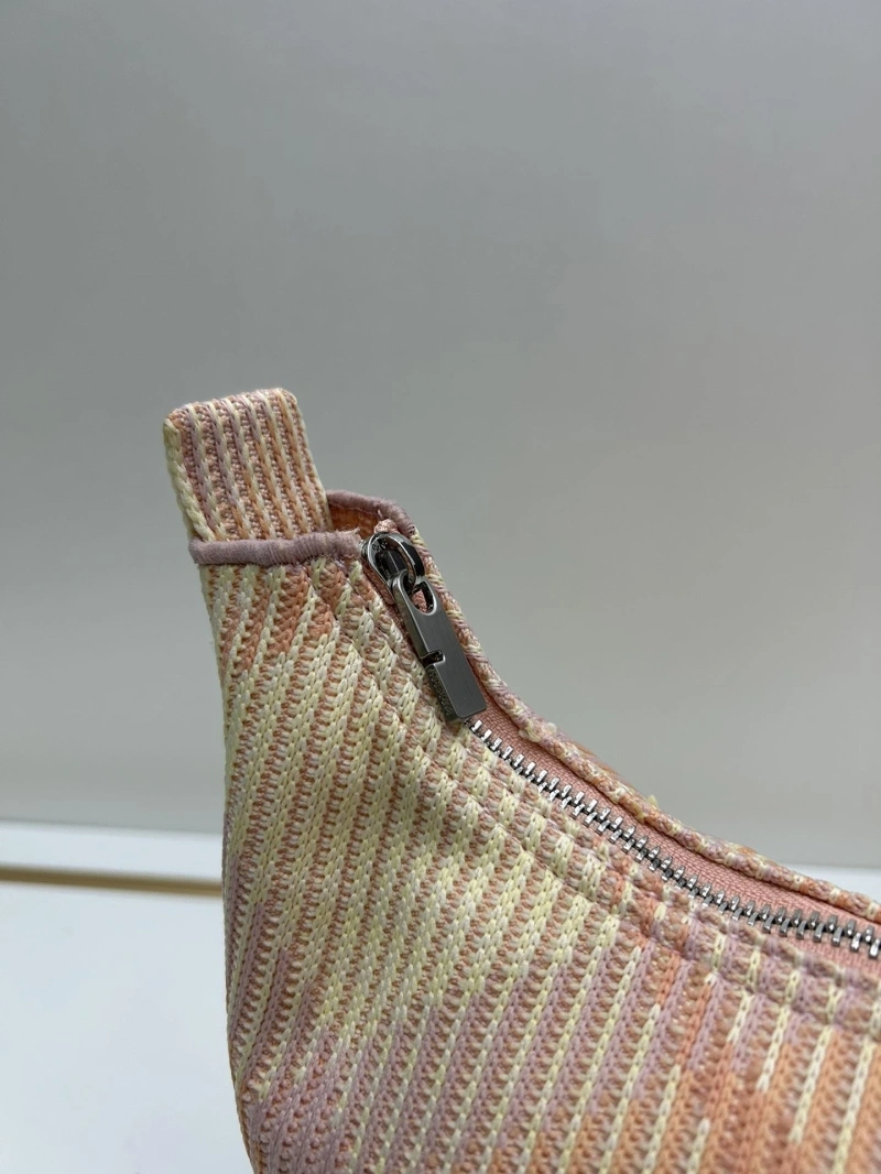 Burberry Top Handle Bags 4224-1207