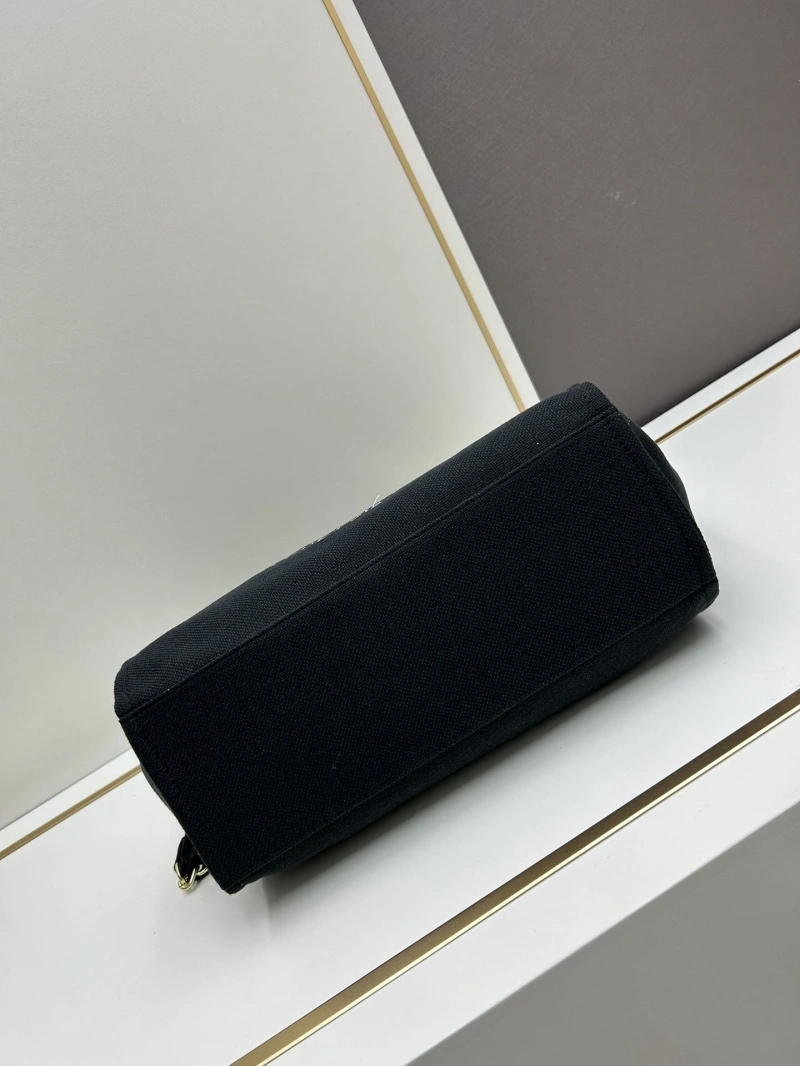 Chanel Shopping Bags 4224-1347