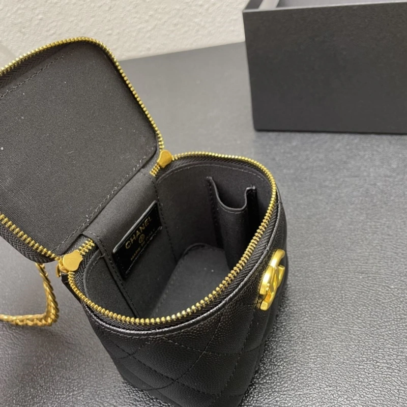 Chanel Cosmetic Bags 4224-1615