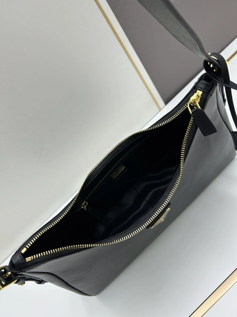 Prada Top Handle Bags 4224-1627