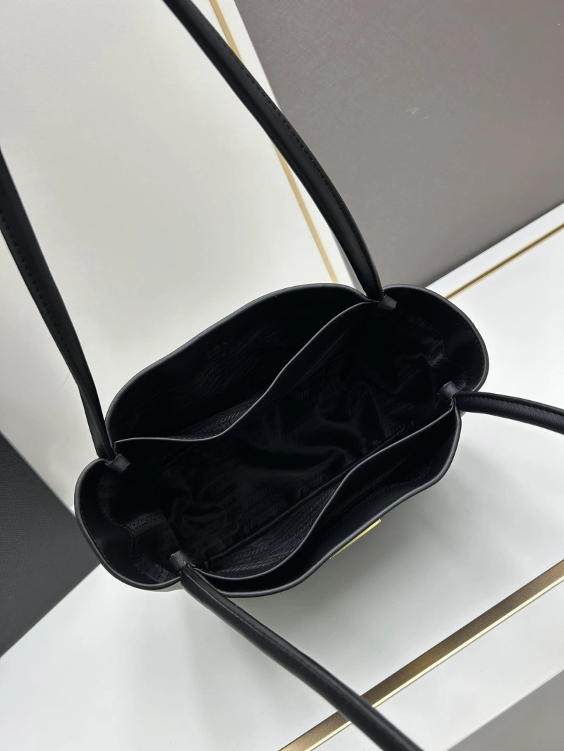Prada Top Handle Bags 4224-1711
