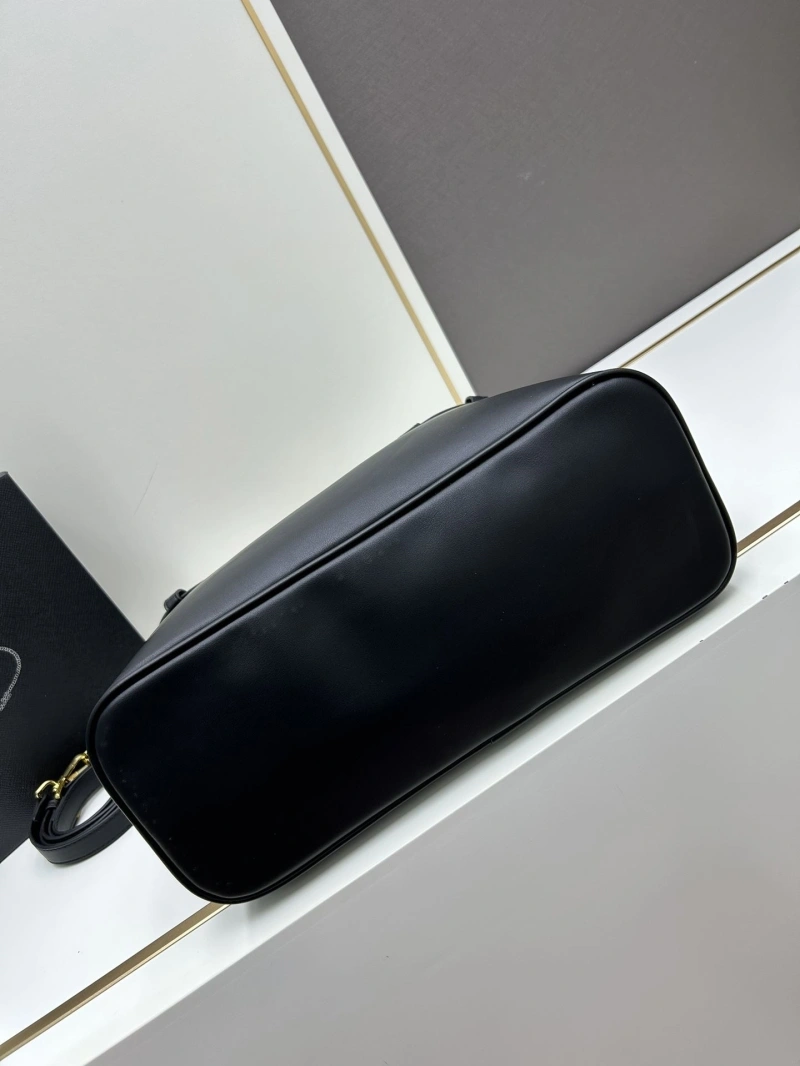 Prada Top Handle Bags 4224-1714