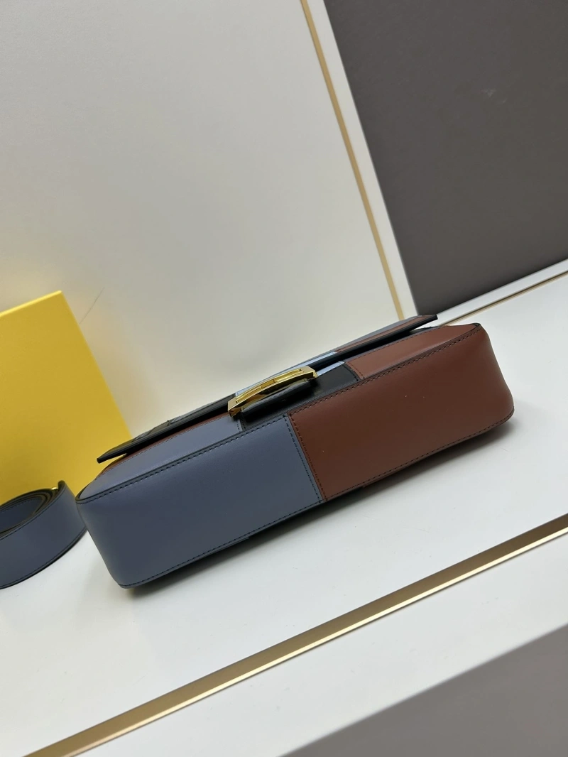 Fendi Top Handle Bags 4224-1719