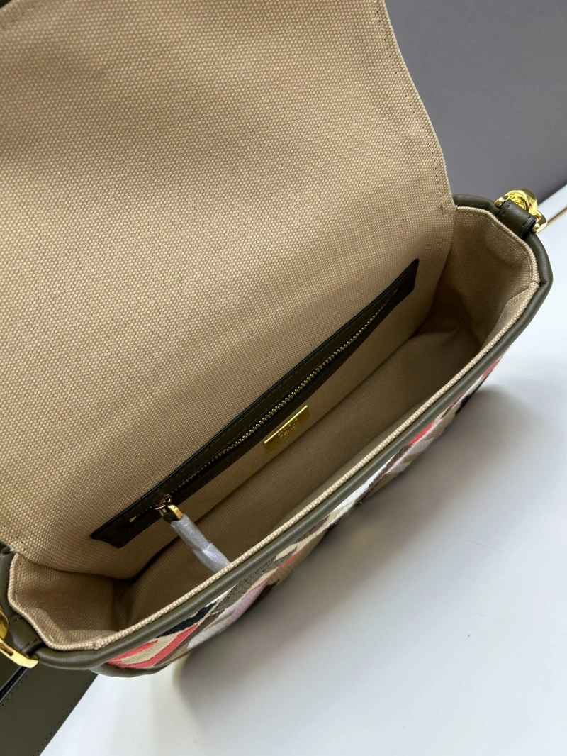 Fendi Baguette Bags 4224-1720