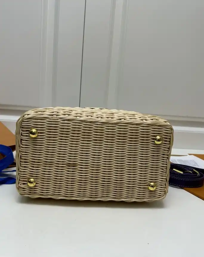 LV Capucines Bags 4224-1743