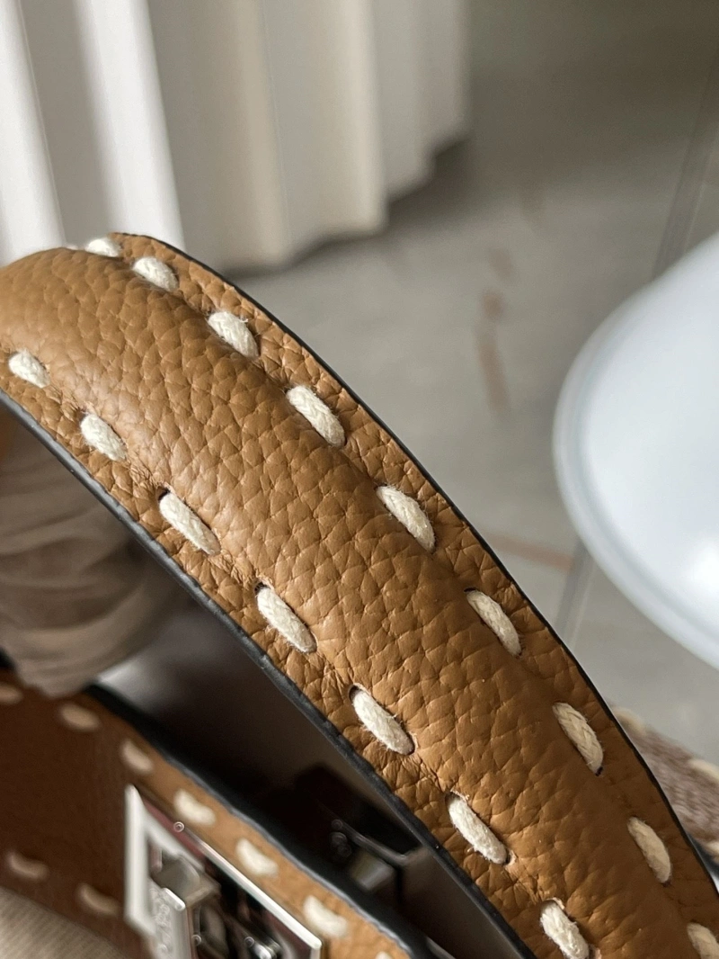 Fendi Top Handle Bags 4224-1929