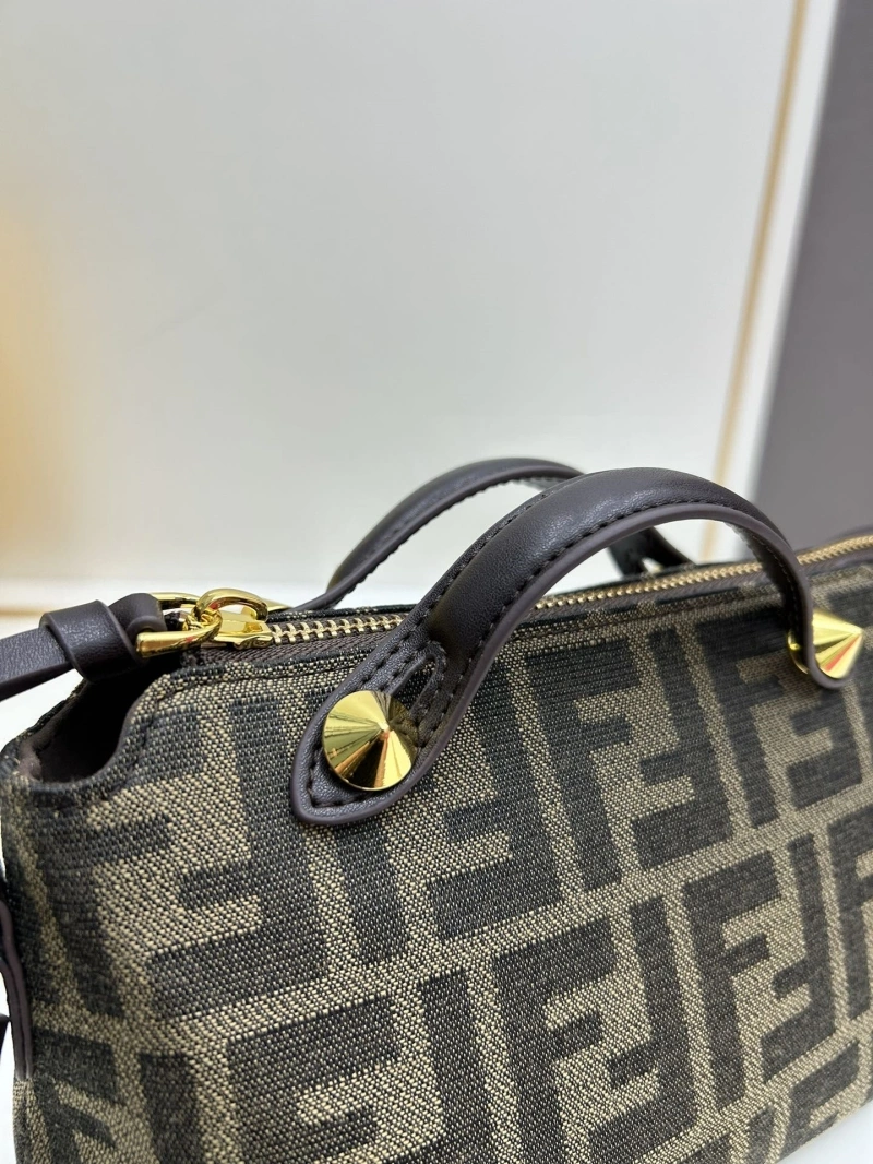 Fendi Top Handle Bags 4224-1971