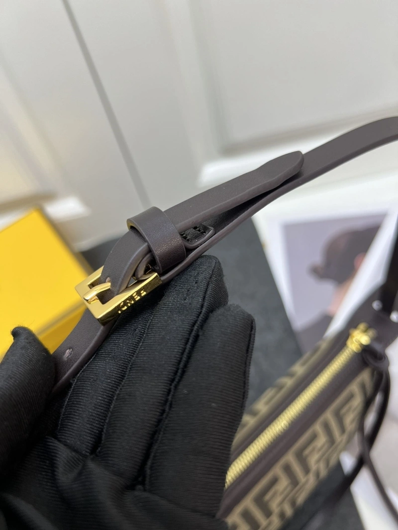 Fendi Satchel Bags 4224-2000