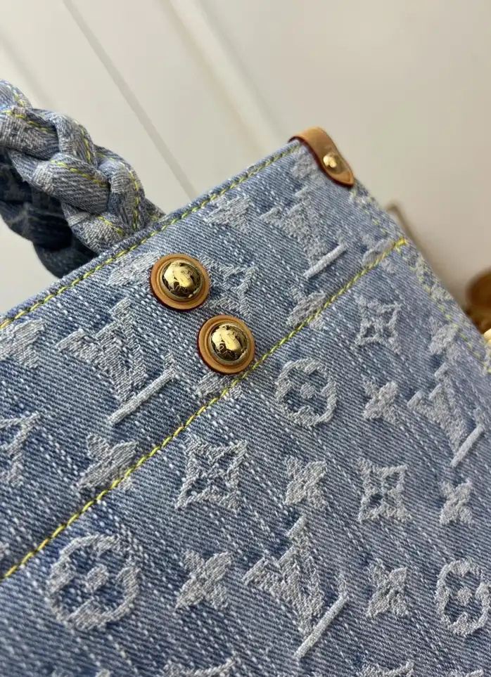 LV Shopping Bags 4224-2005