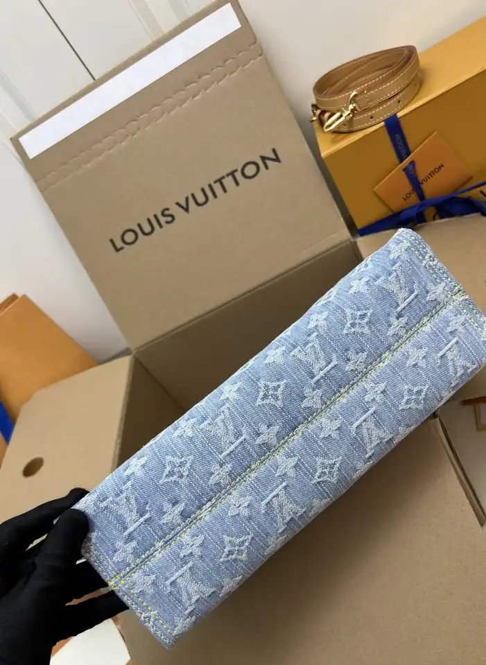 LV Shopping Bags 4224-2005