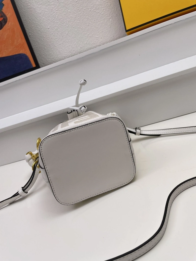 Fendi Bucket Bags 4224-2028