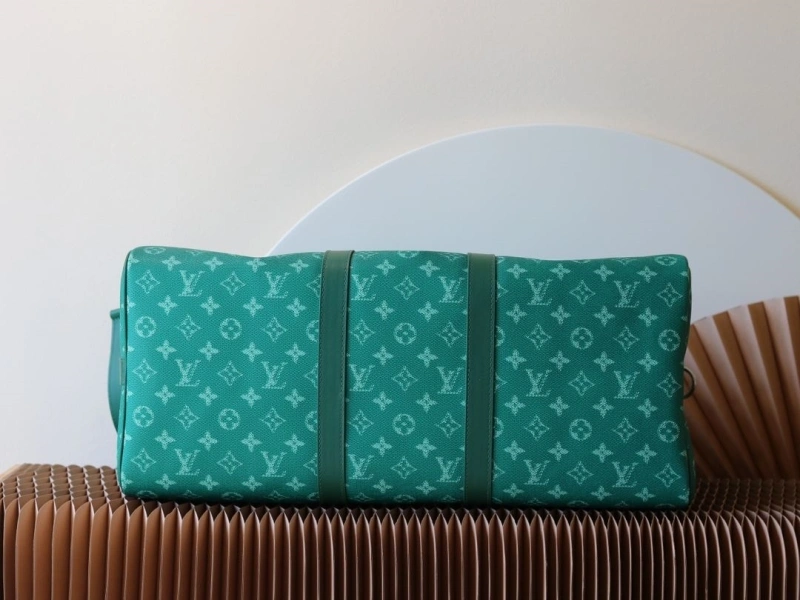 LV Travel Bags 4233A-0310