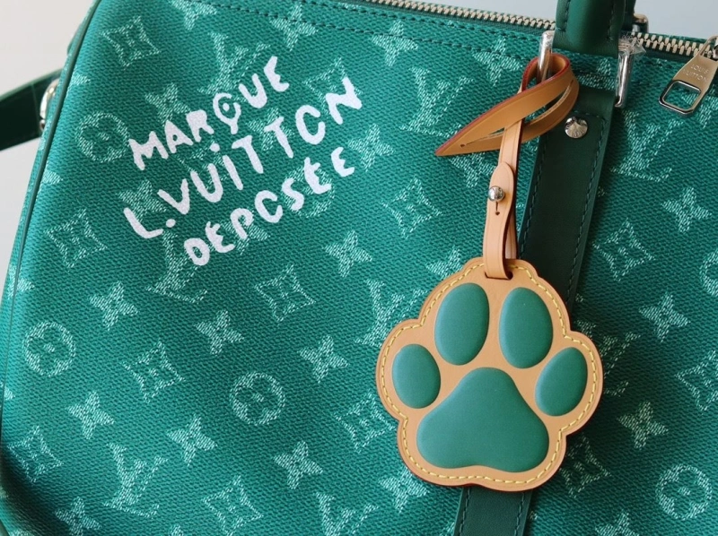 LV Travel Bags 4233A-0310