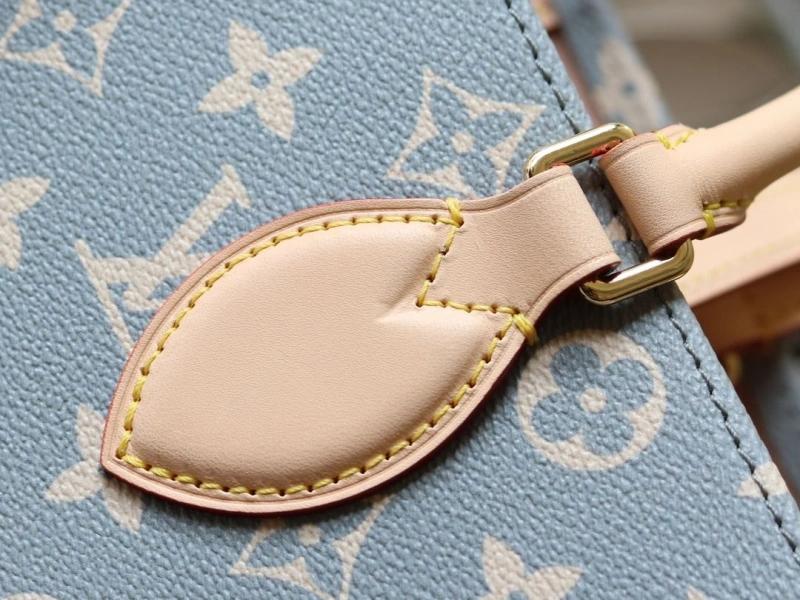 LV Shopping Bags 4233A-0324