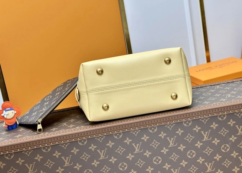 LV Shopping Bags 4233A-0361