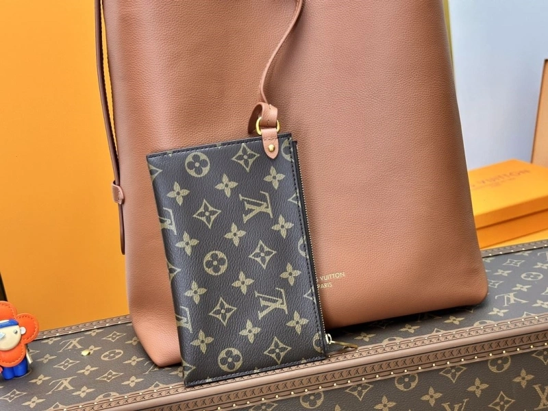 LV Shopping Bags 4233A-0362
