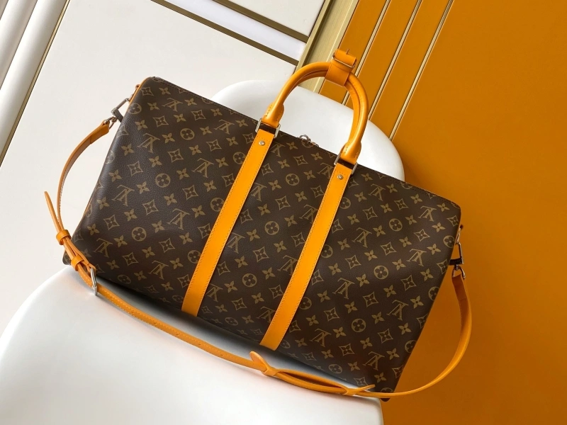LV Travel Bags 4233A-0383